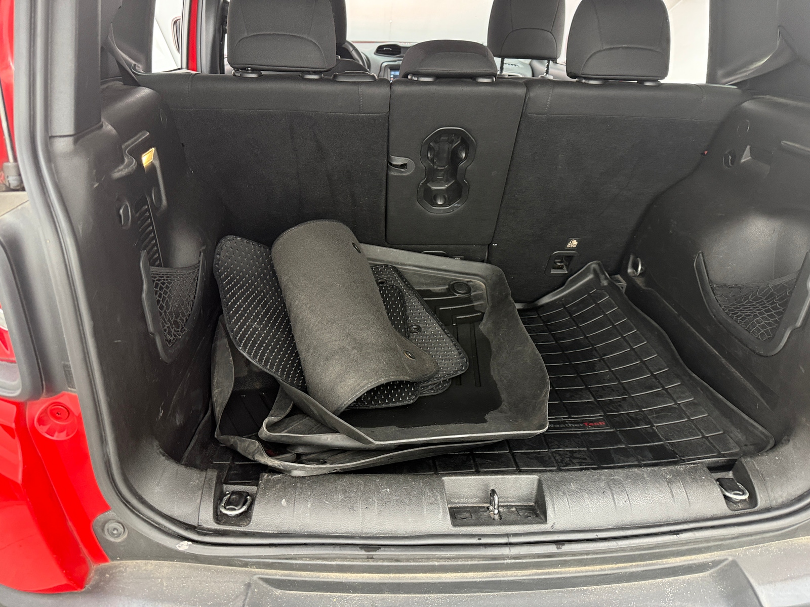 Thumbnail: 2018 Jeep Renegade - 7