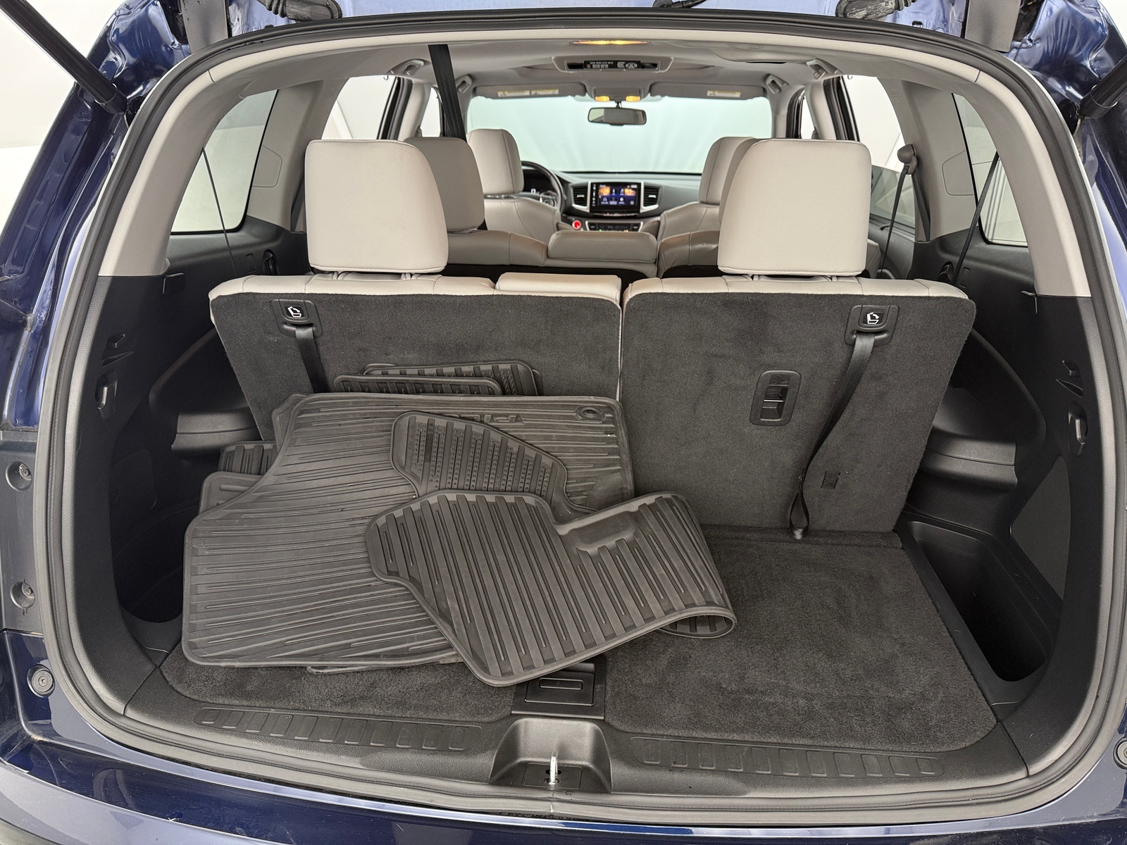 Thumbnail: 2017 Honda Pilot - 6