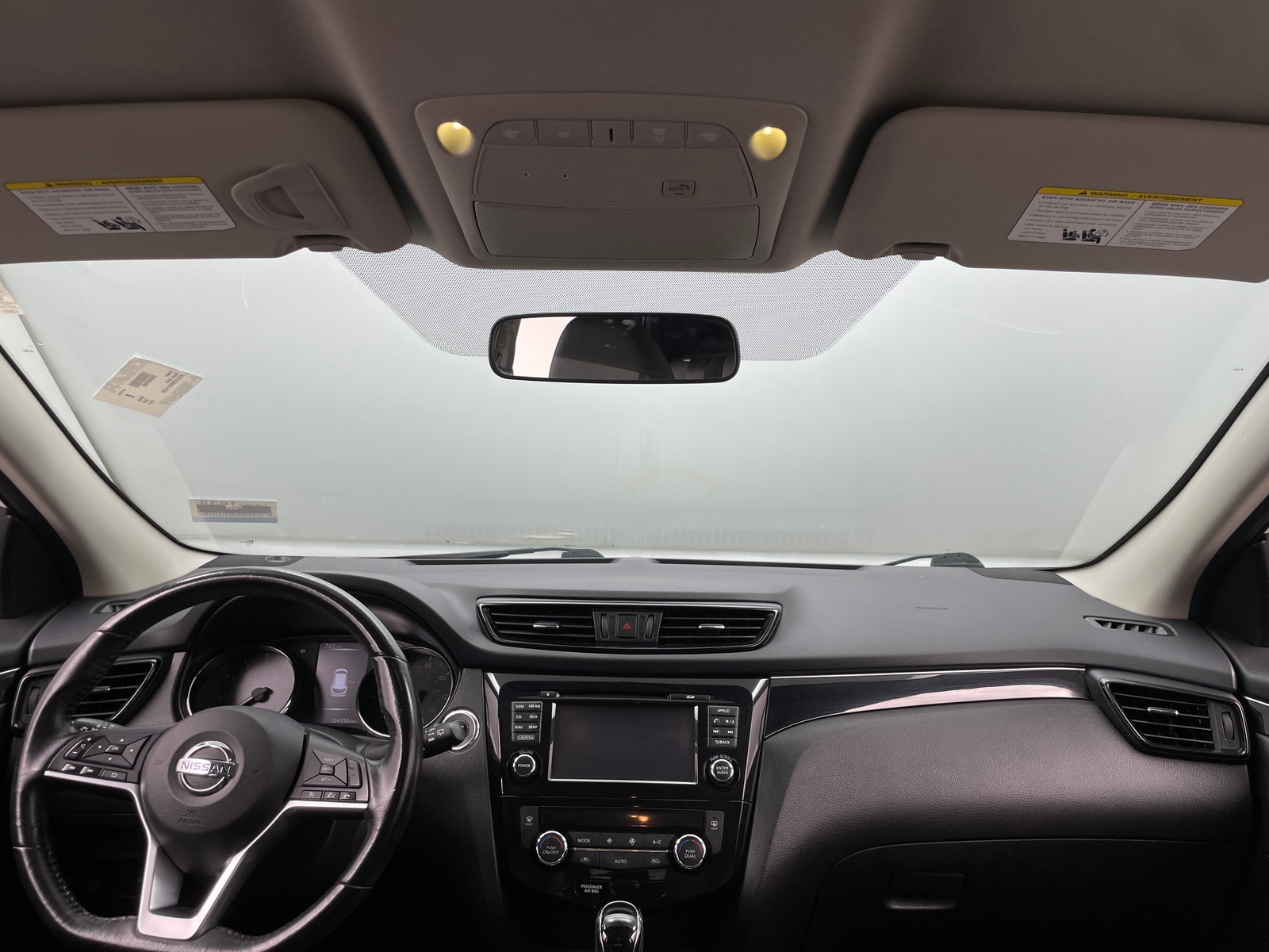 Thumbnail: 2017 Nissan Rogue Sport - 2