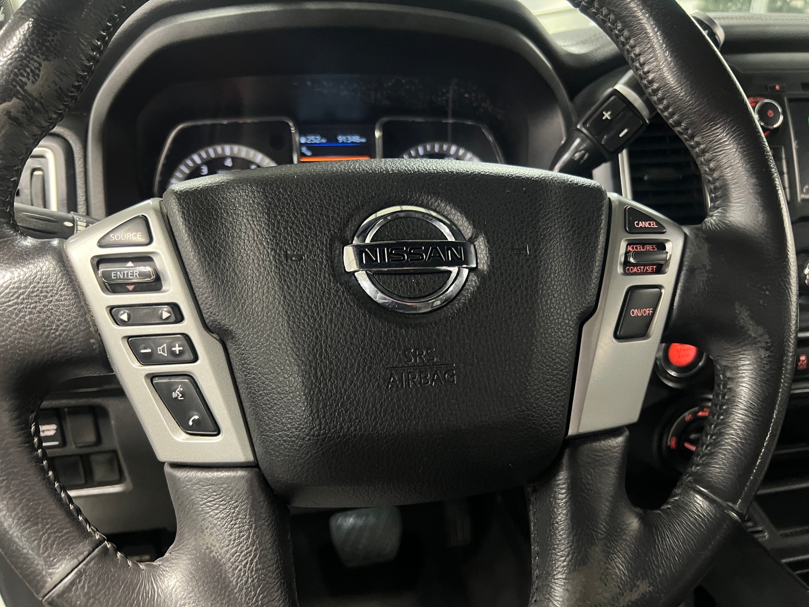 Thumbnail: 2019 Nissan Titan - 4