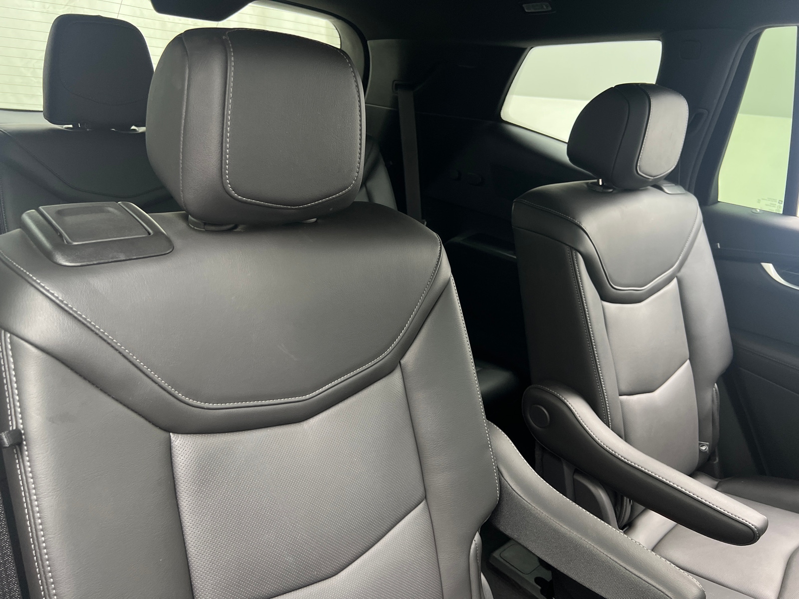 Thumbnail: 2025 Cadillac XT6 - 5