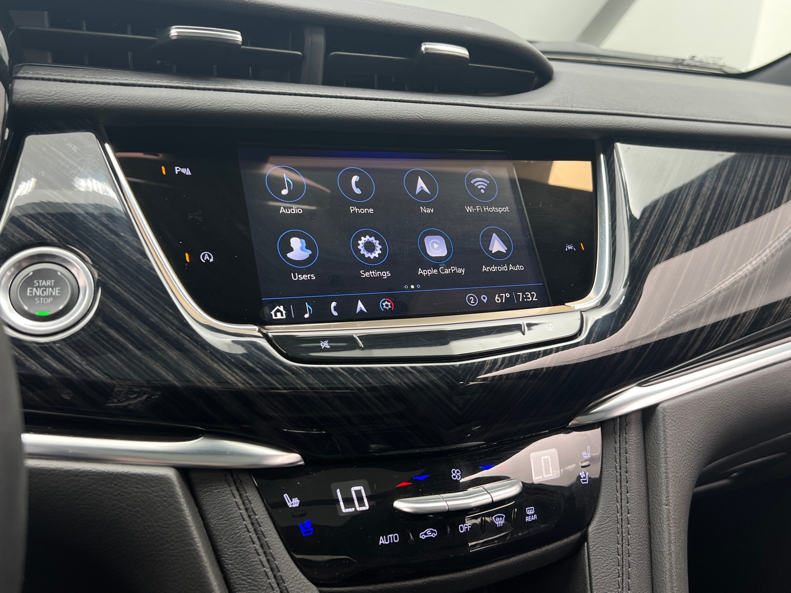 Thumbnail: 2025 Cadillac XT6 - 3