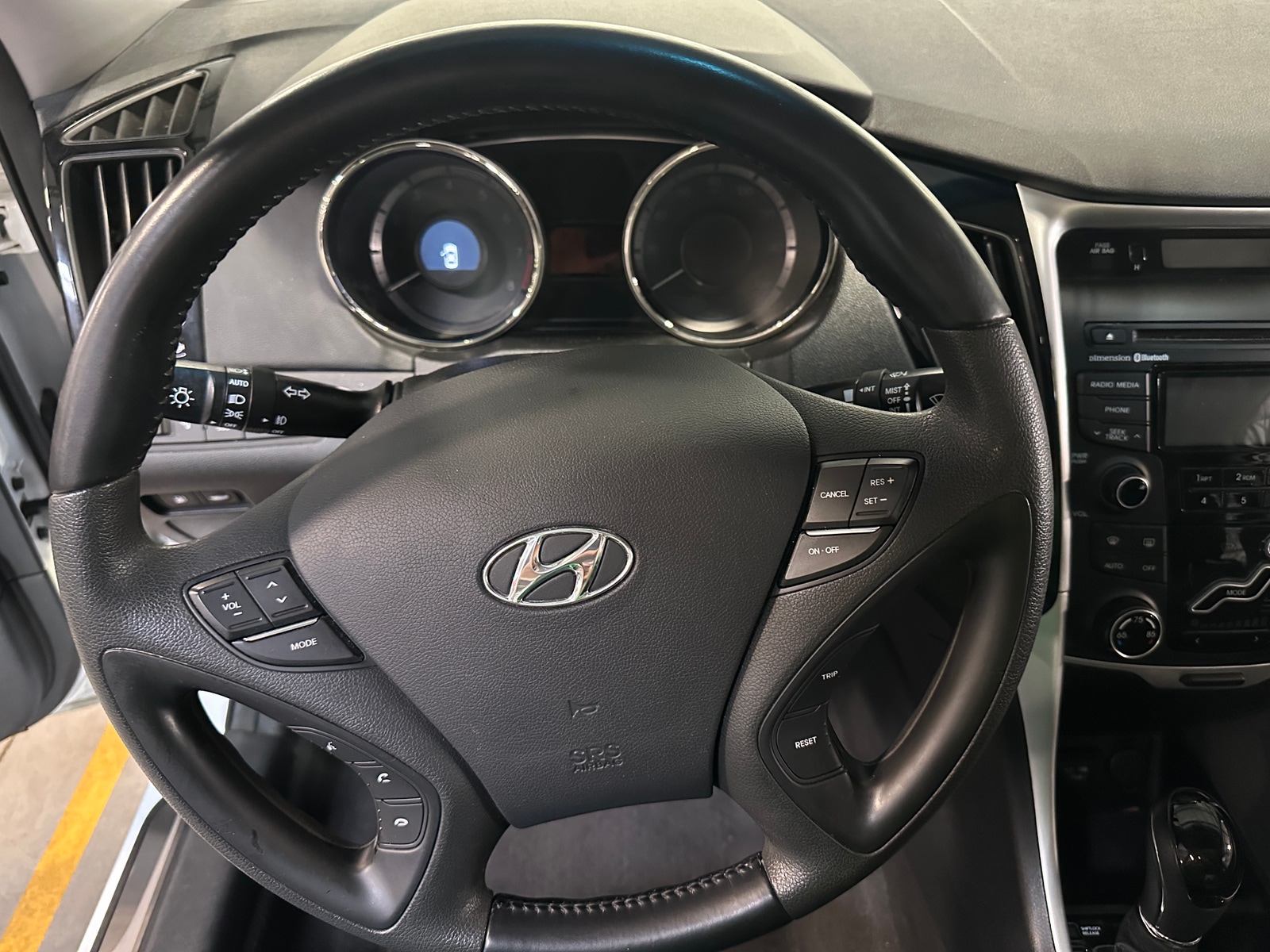 Thumbnail: 2013 Hyundai Sonata - 4