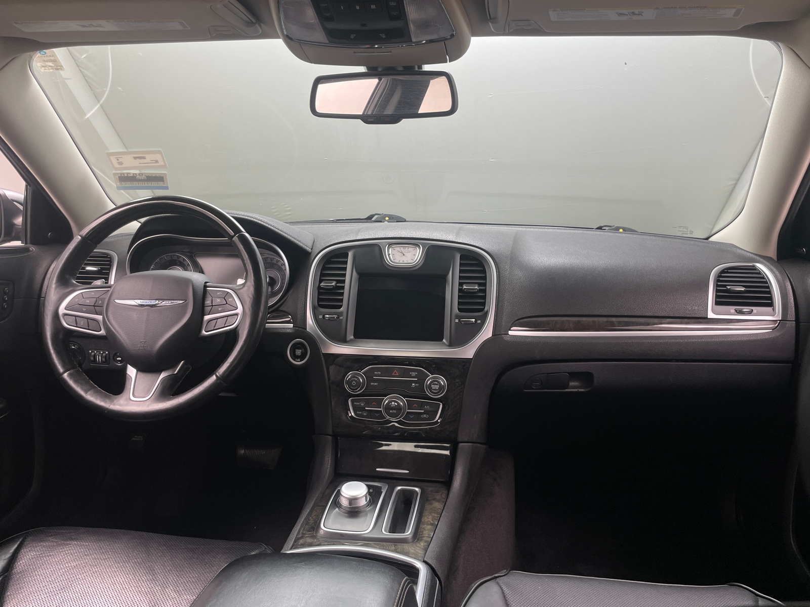 Thumbnail: 2017 Chrysler 300 - 2