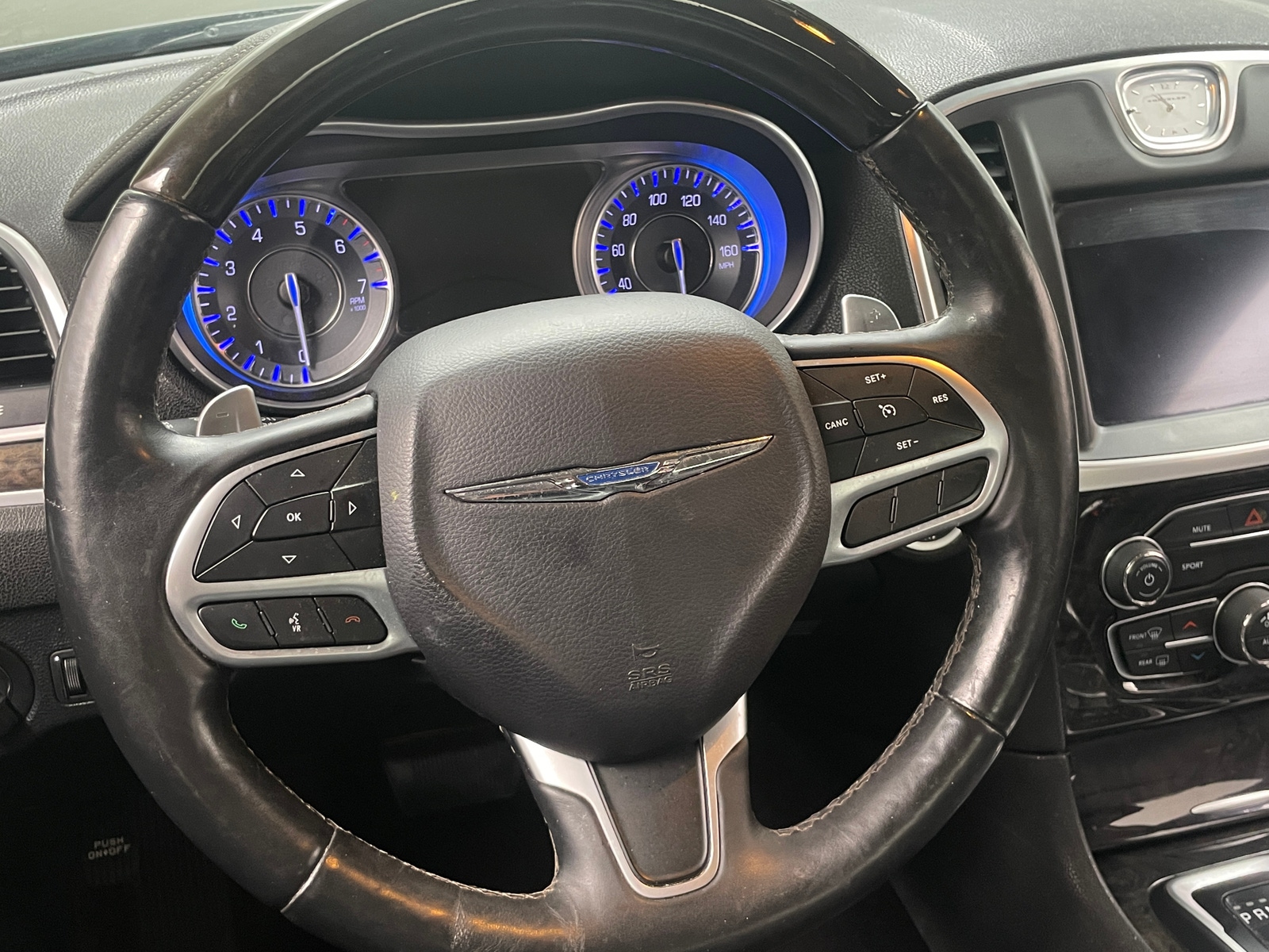 Thumbnail: 2017 Chrysler 300 - 4