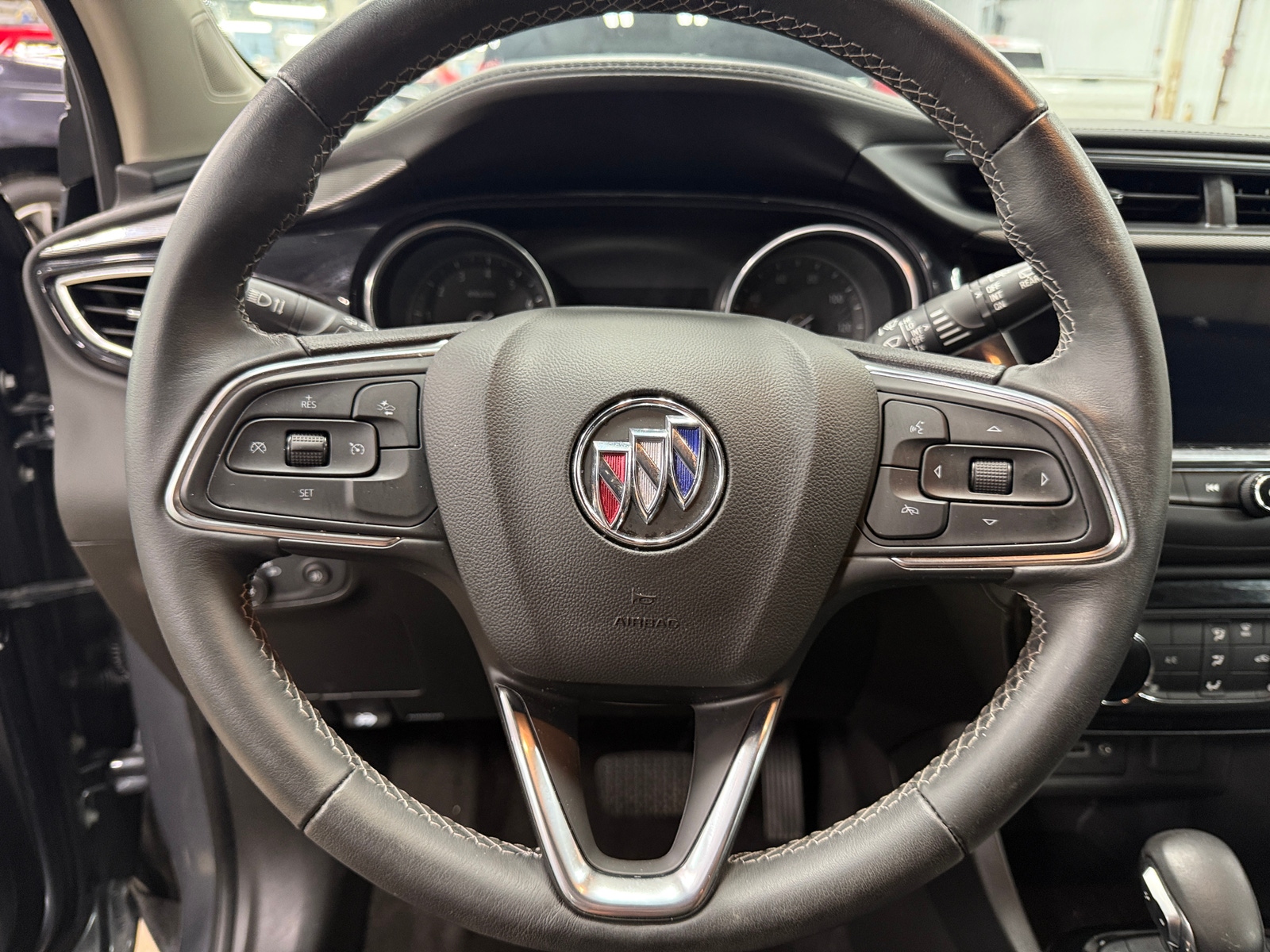 Thumbnail: 2022 Buick Encore GX - 5