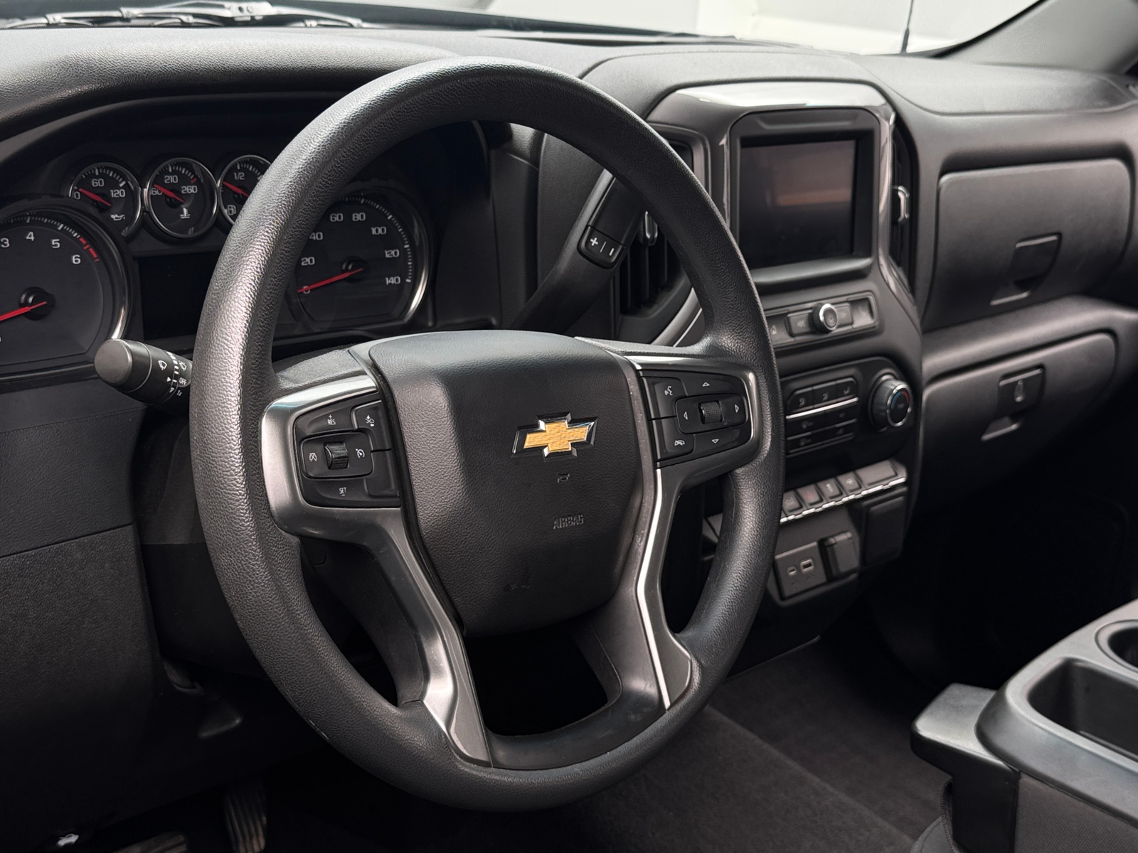Thumbnail: 2022 Chevrolet Silverado 1500 - 5