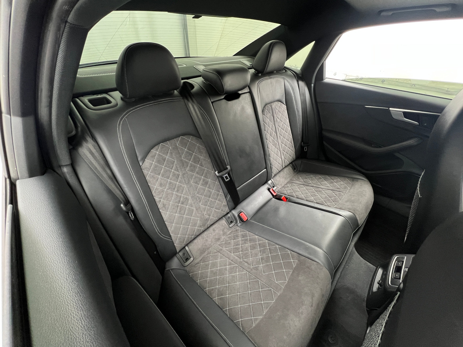 Thumbnail: 2019 Audi S4 - 5