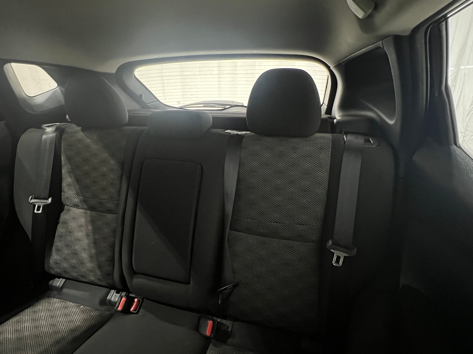 Thumbnail: 2017 Nissan Rogue Sport - 5