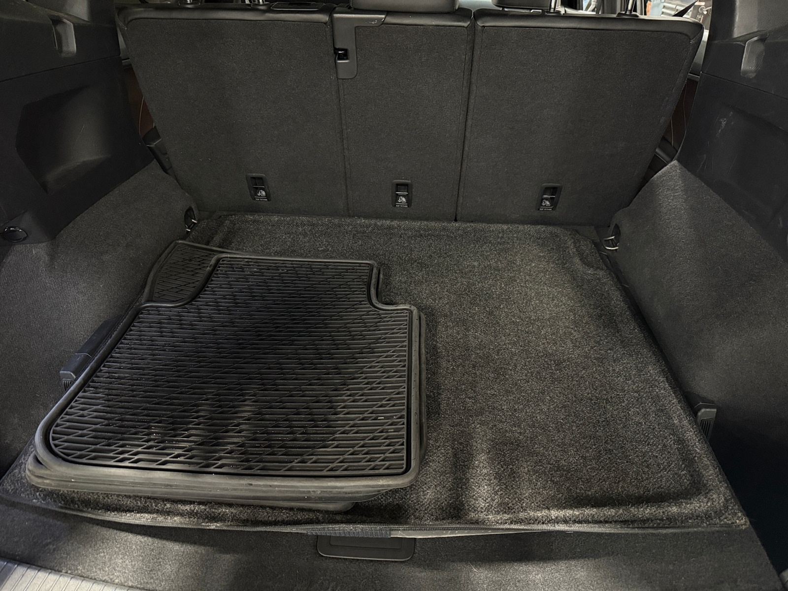 Thumbnail: 2022 Volkswagen Tiguan - 6