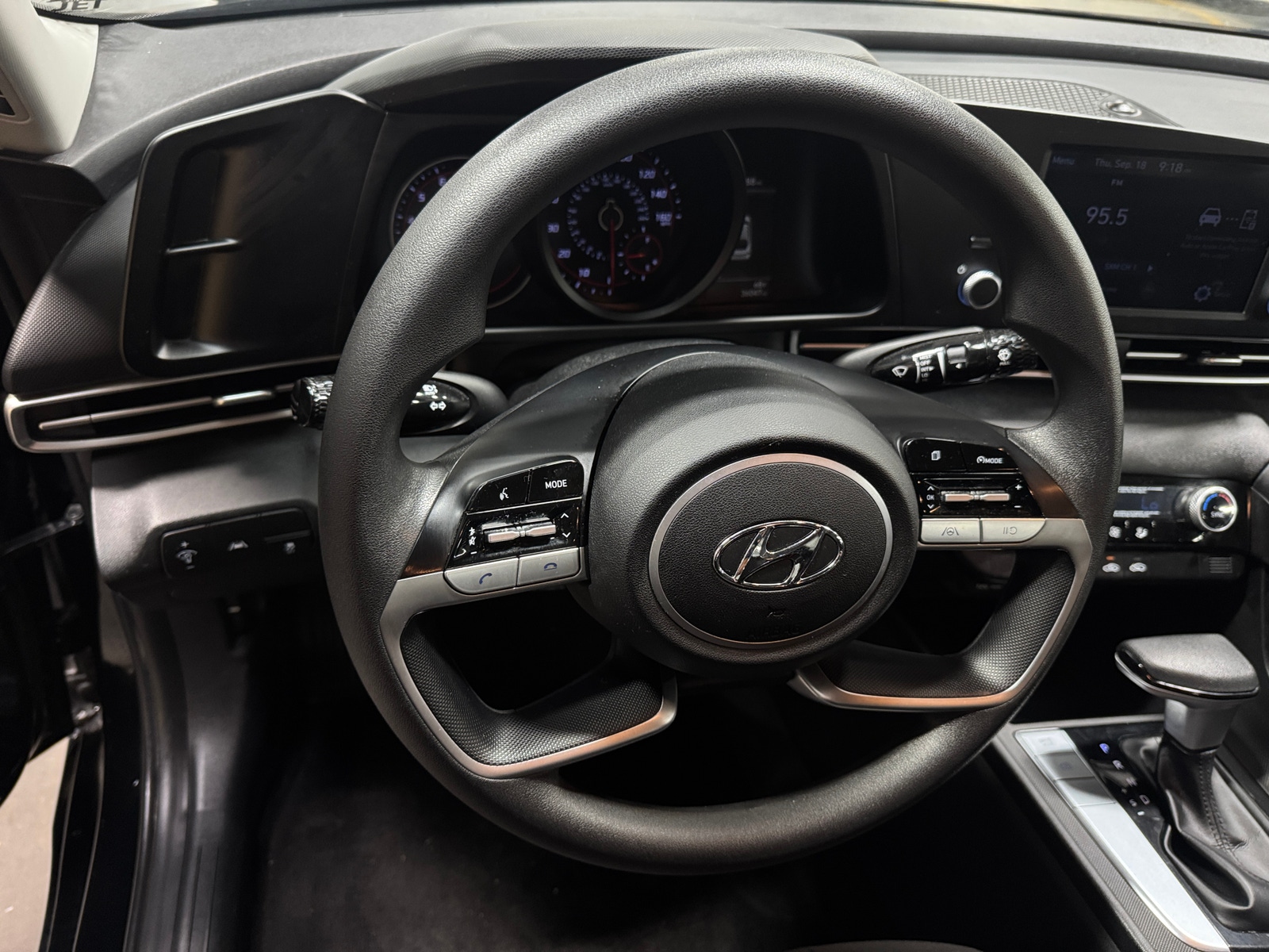 Thumbnail: 2021 Hyundai Elantra - 5