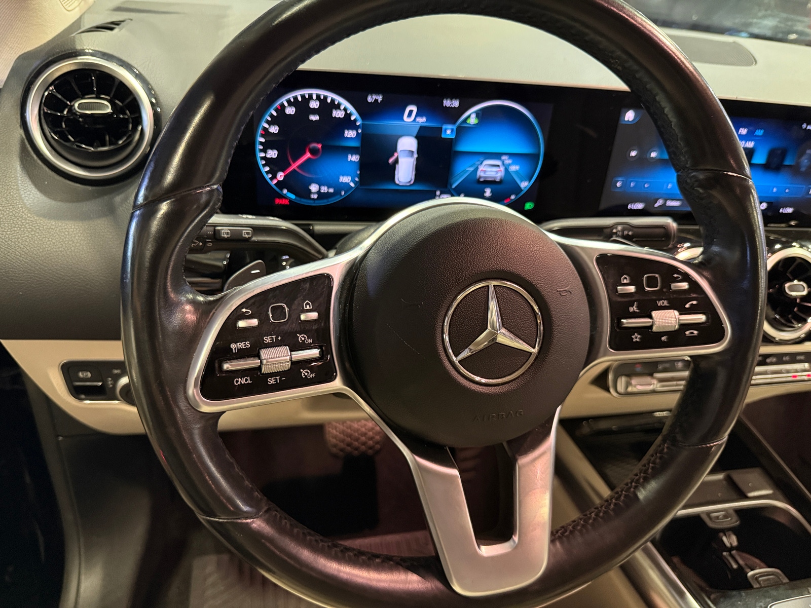 Thumbnail: 2021 Mercedes-Benz GLA - 4