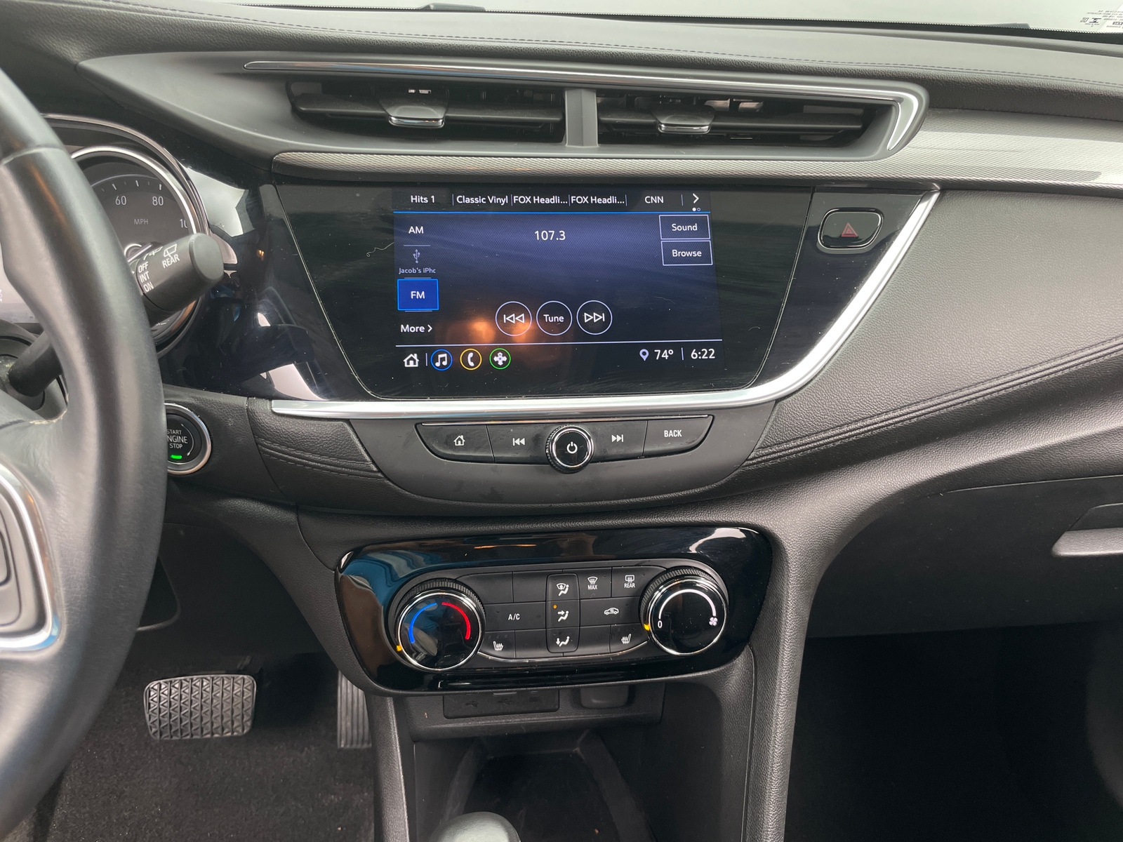 Thumbnail: 2020 Buick Encore GX - 3