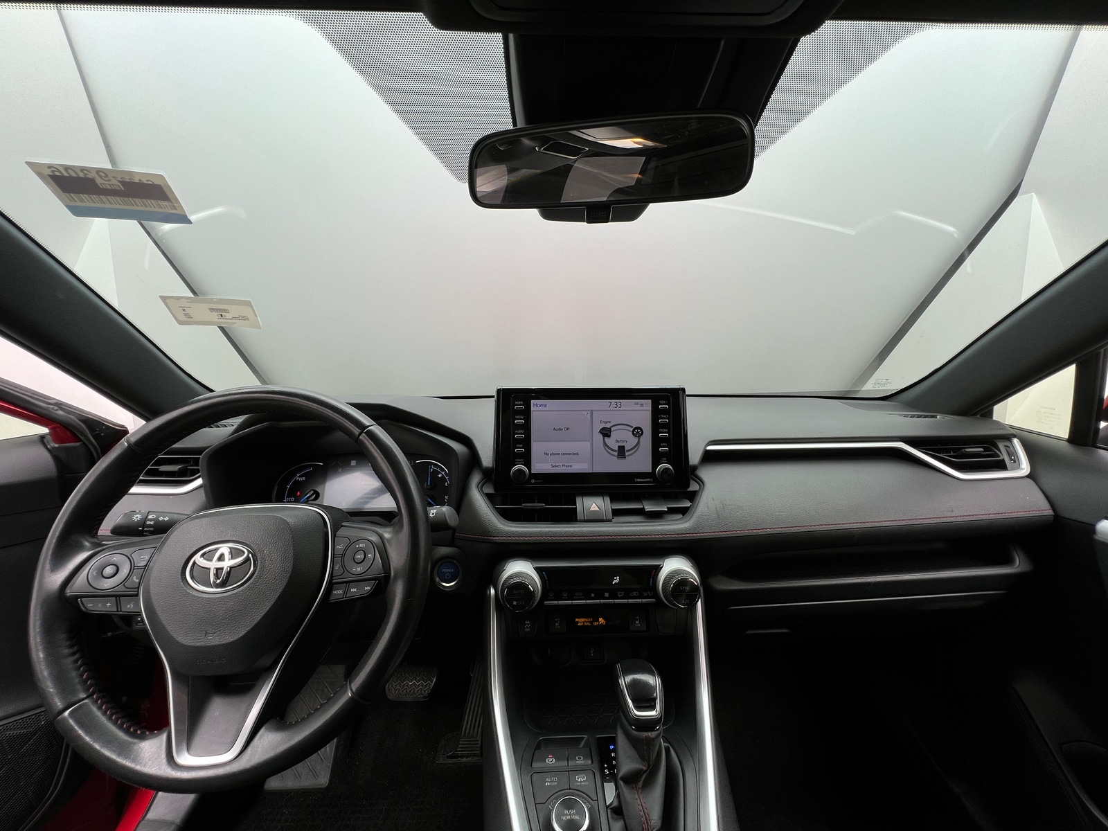 Thumbnail: 2021 Toyota RAV4 - 3