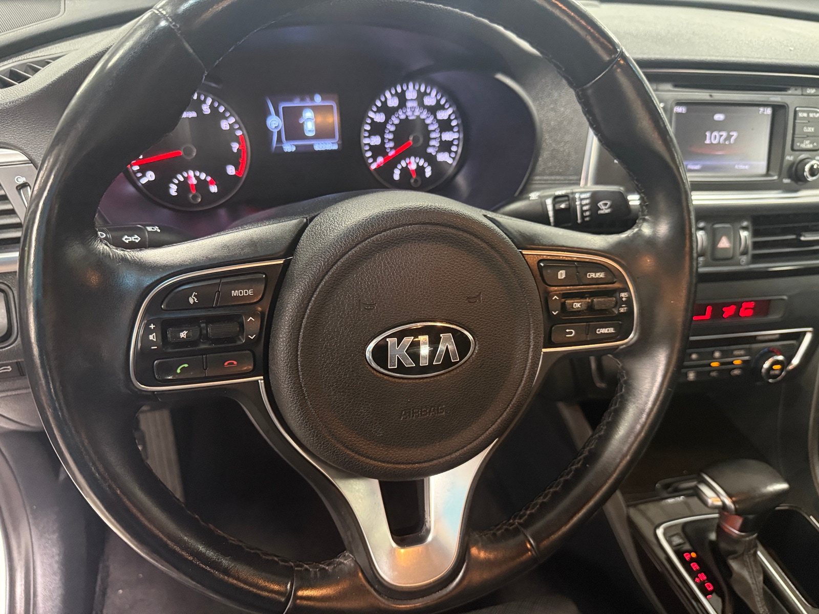 Thumbnail: 2016 Kia Optima - 4