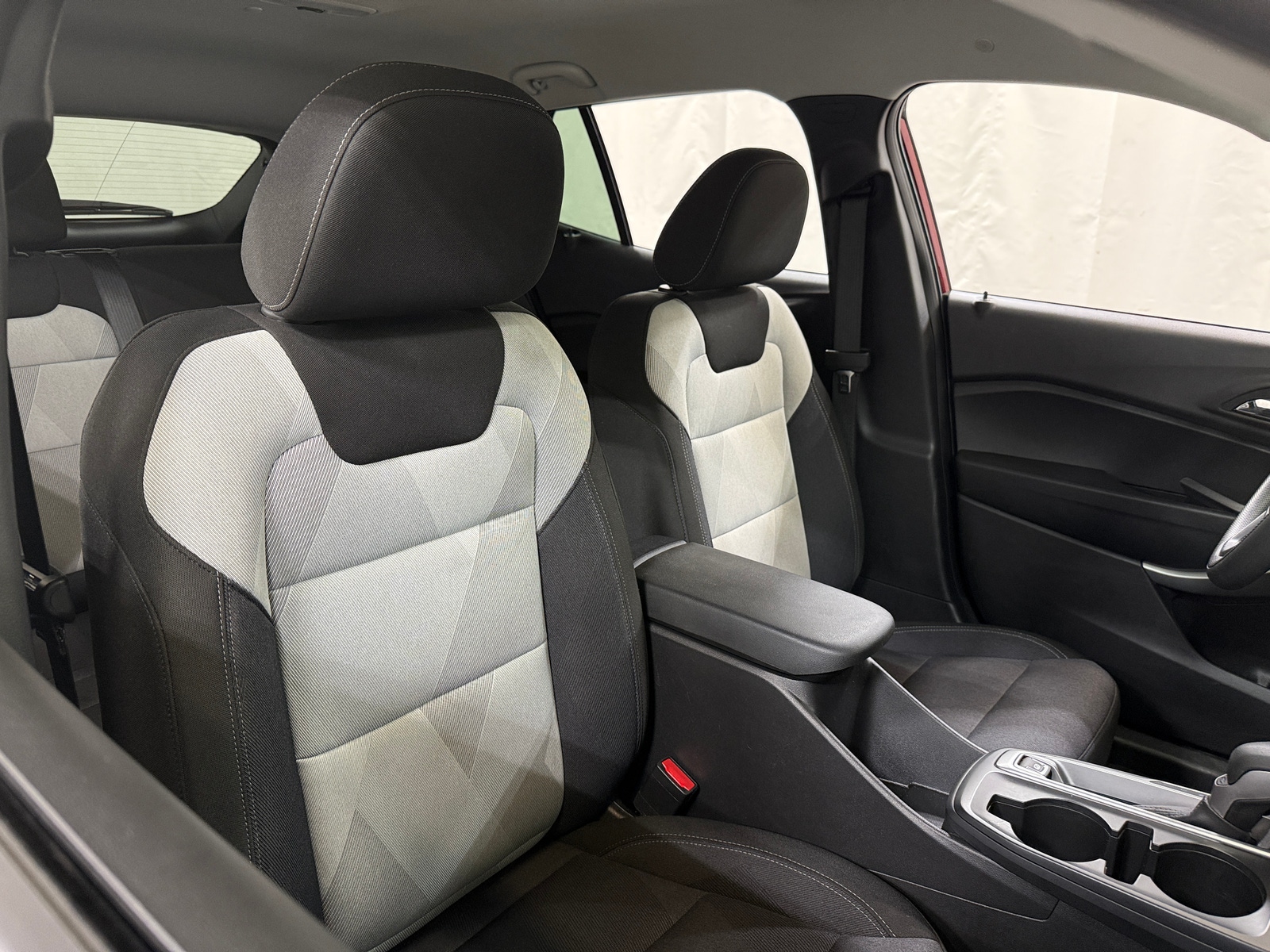 Thumbnail: 2025 Chevrolet Trax - 2