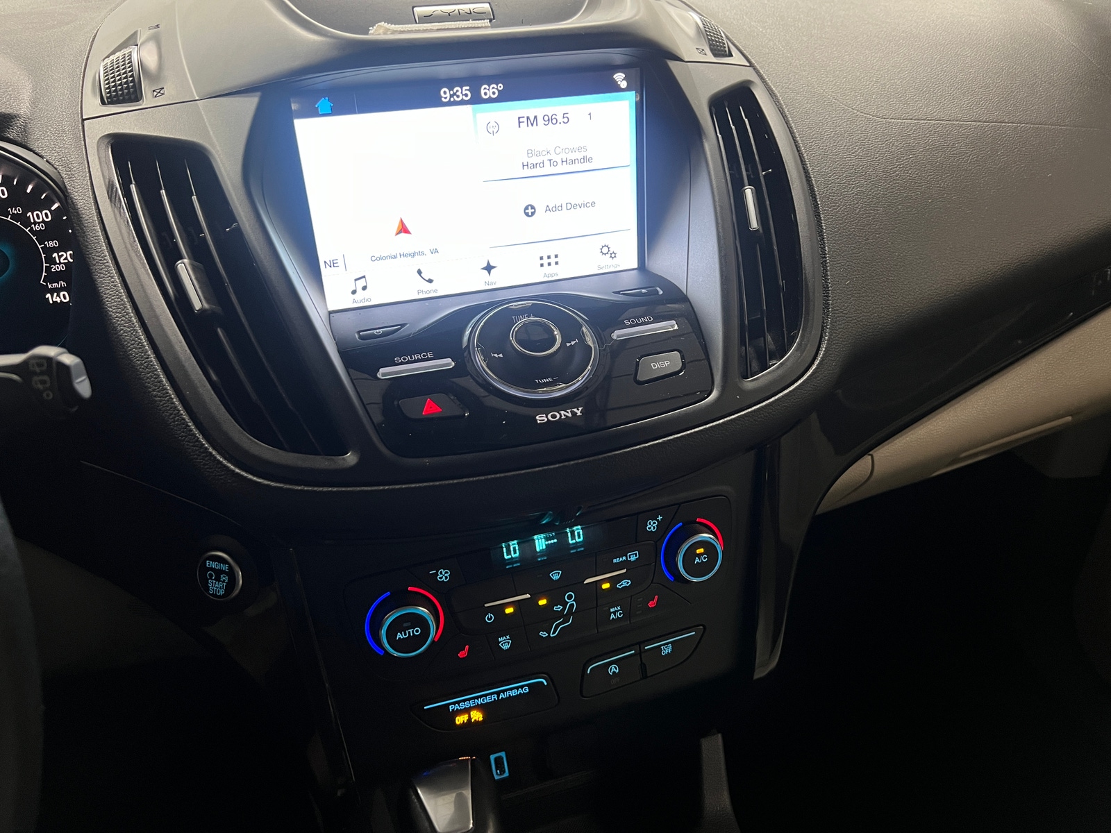 Thumbnail: 2017 Ford Escape - 3