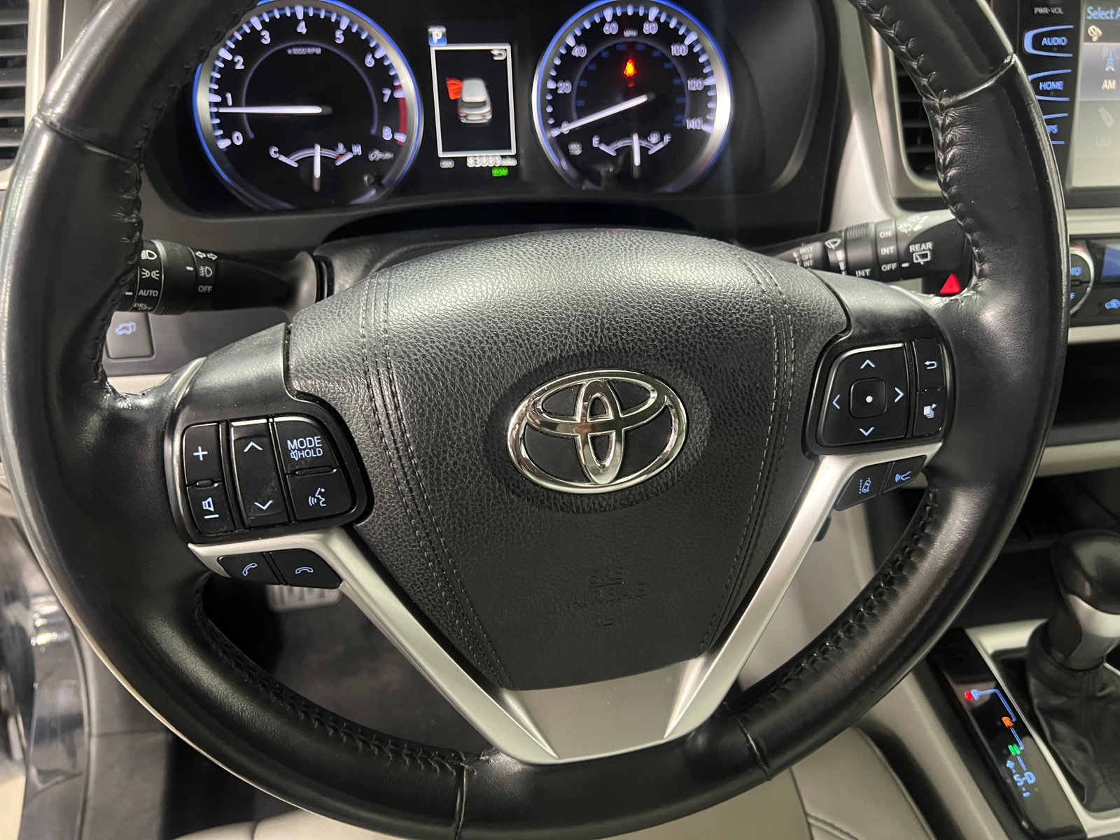 Thumbnail: 2019 Toyota Highlander - 4