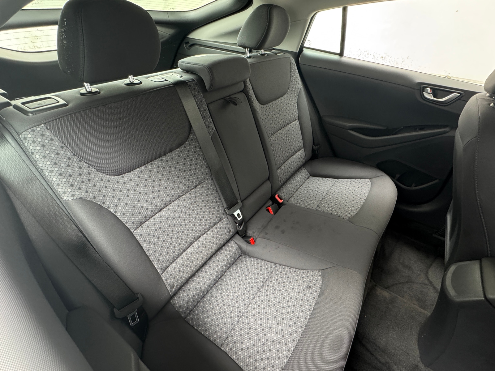 Thumbnail: 2019 Hyundai Ioniq - 6