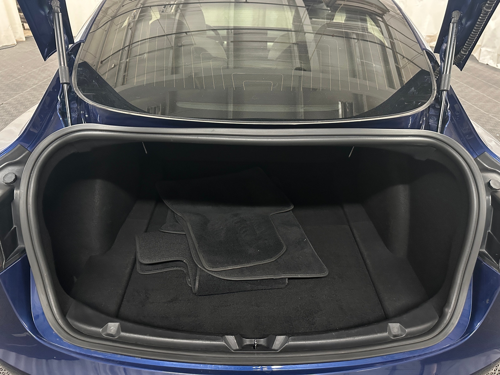 Thumbnail: 2019 Tesla Model 3 - 6