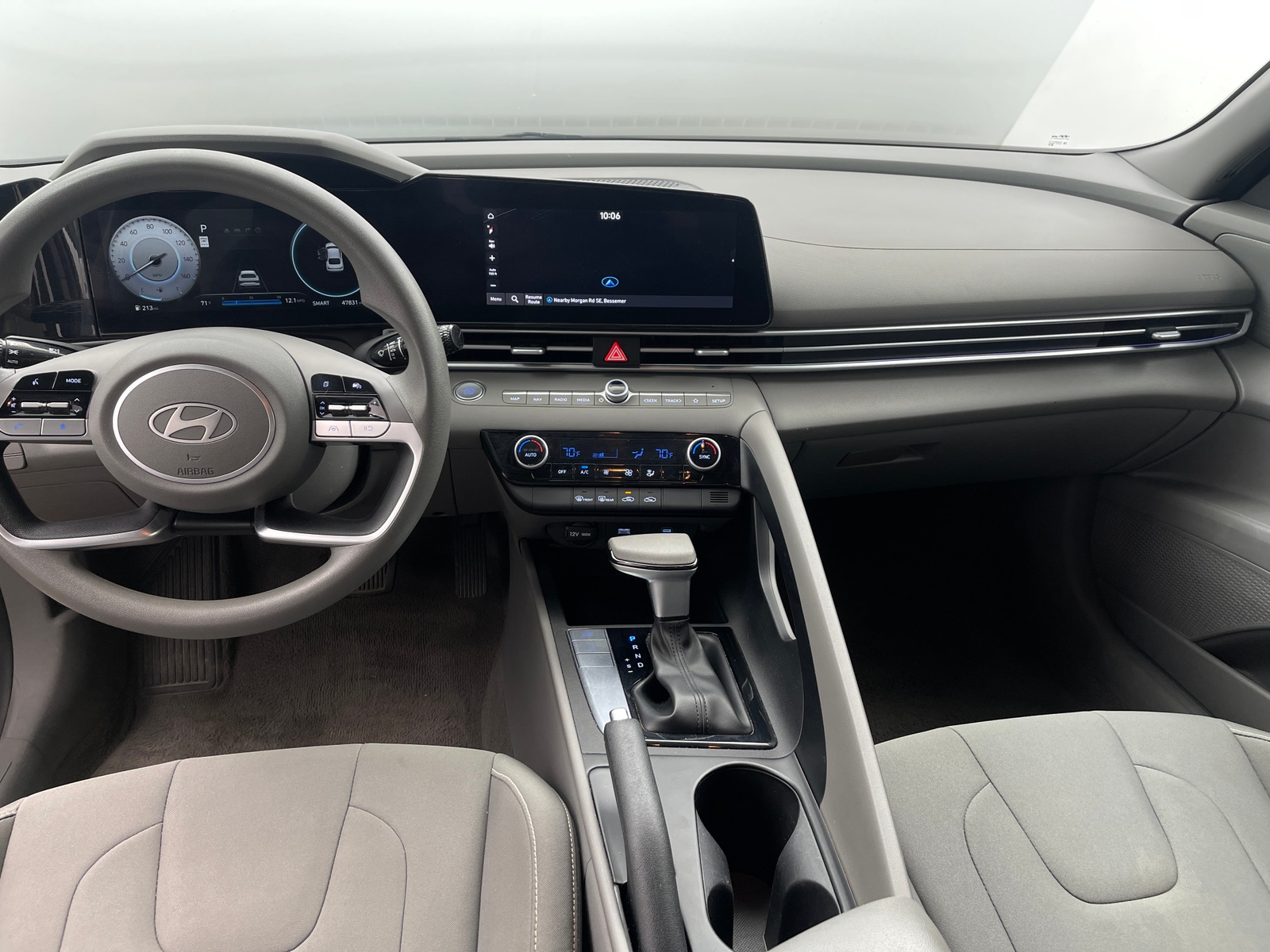 Thumbnail: 2024 Hyundai Elantra - 3