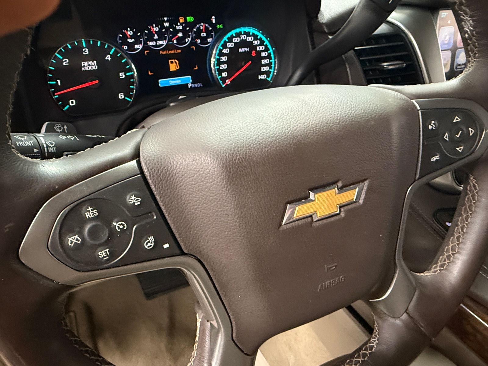 Thumbnail: 2017 Chevrolet Tahoe - 4