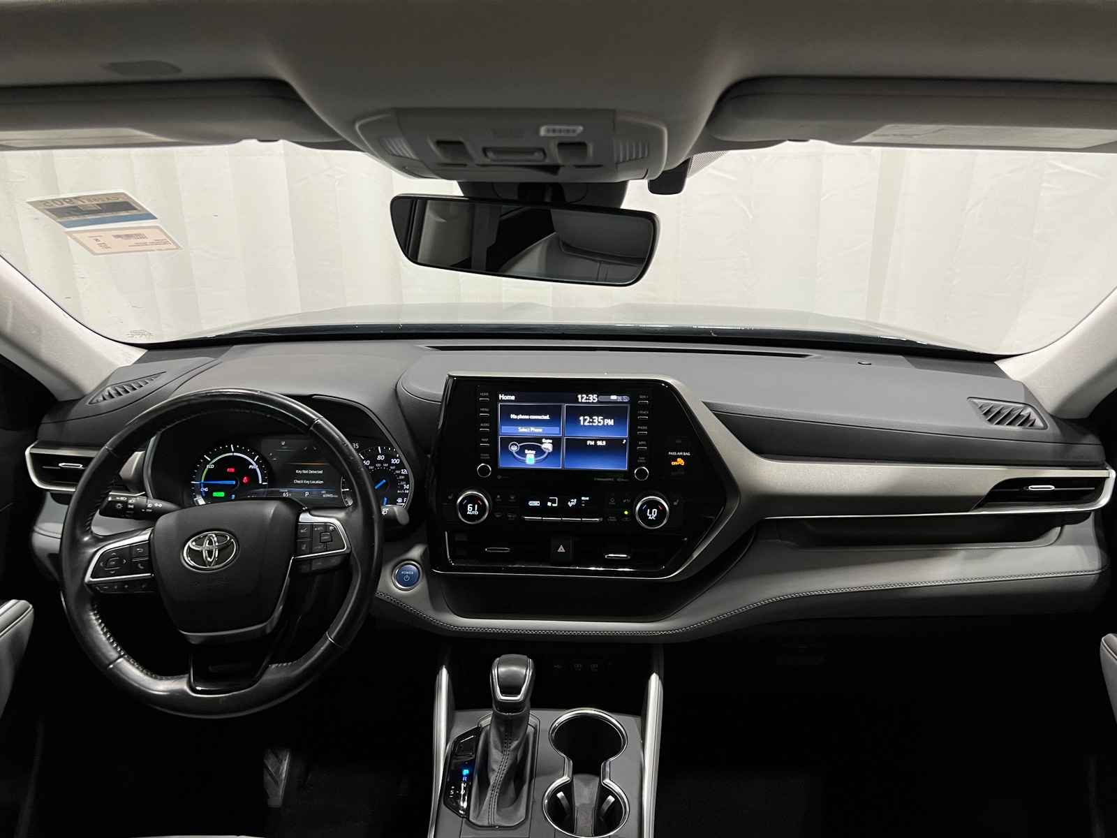Thumbnail: 2021 Toyota Highlander - 2