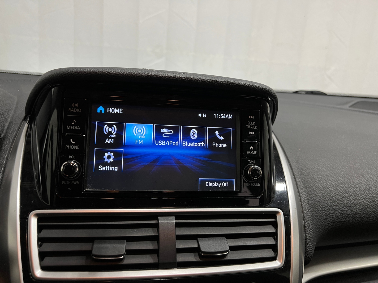 Thumbnail: 2019 Mitsubishi Eclipse Cross - 4