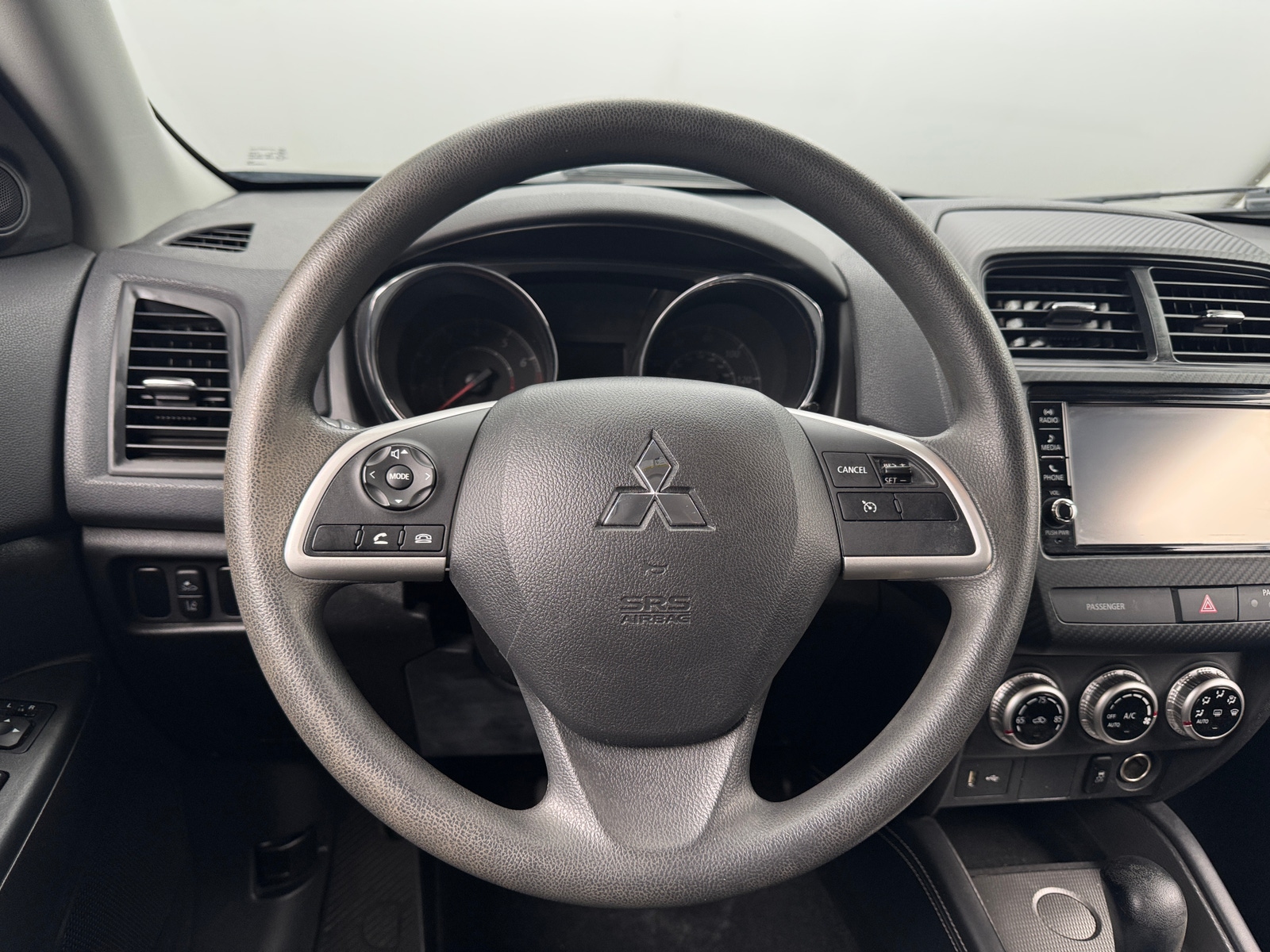Thumbnail: 2022 Mitsubishi Outlander Sport - 5