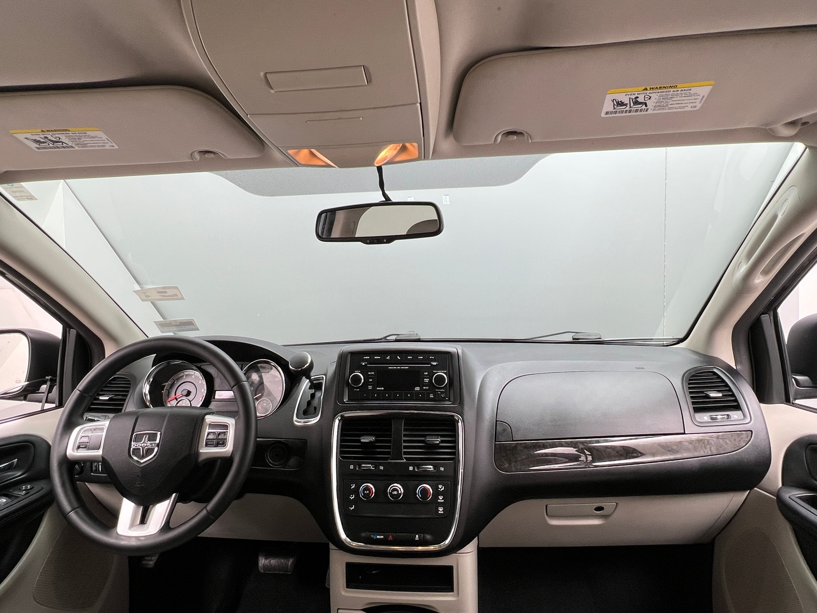 Thumbnail: 2014 Dodge Grand Caravan - 3