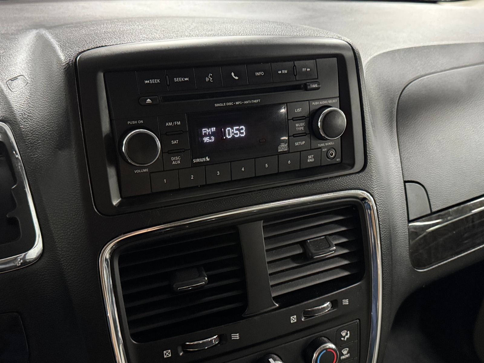 Thumbnail: 2014 Dodge Grand Caravan - 4