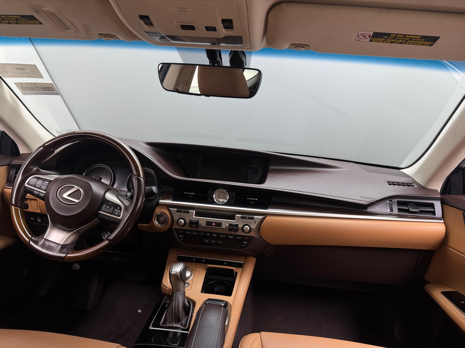 Thumbnail: 2016 Lexus ES - 2