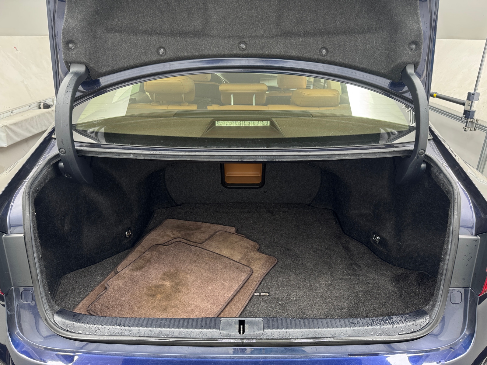 Thumbnail: 2016 Lexus ES - 6