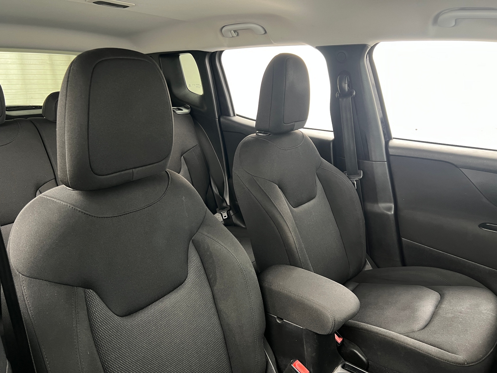 Thumbnail: 2018 Jeep Renegade - 2