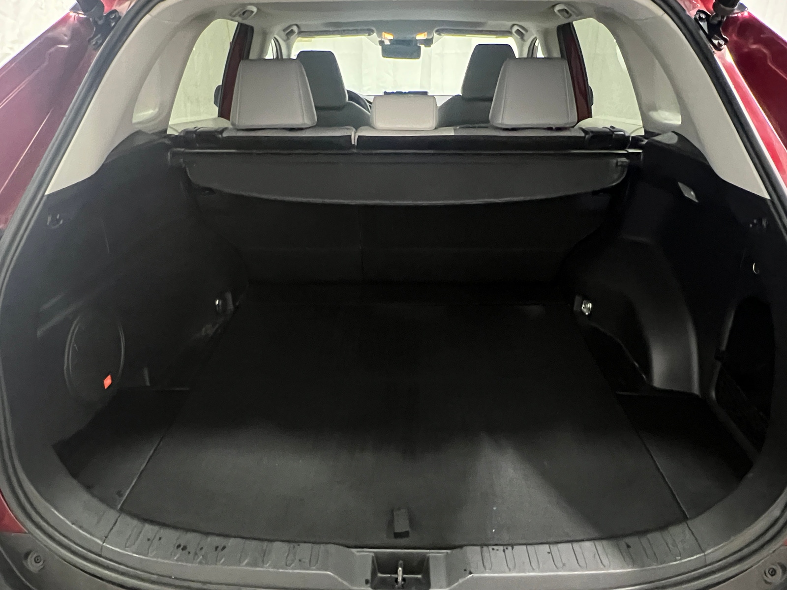 Thumbnail: 2019 Toyota RAV4 - 6