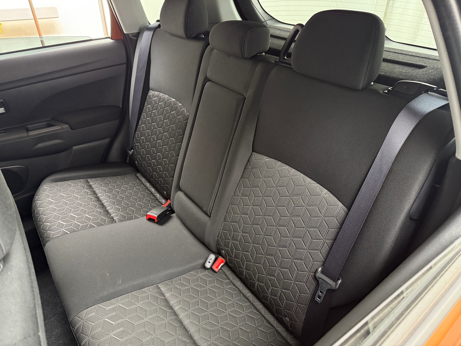 Thumbnail: 2024 Mitsubishi Outlander Sport - 6