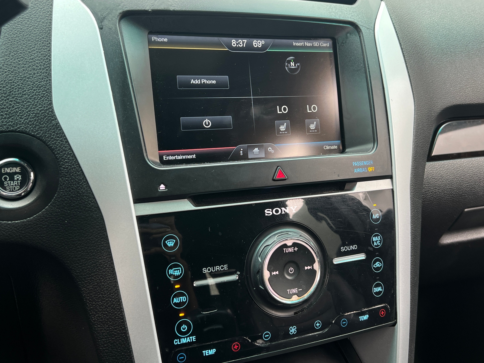 Thumbnail: 2015 Ford Explorer - 3