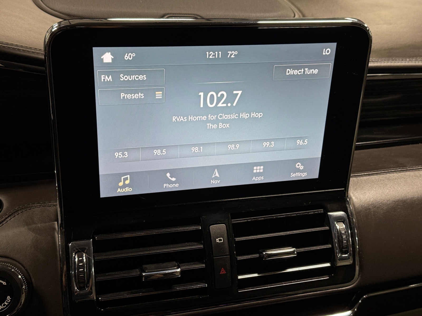 Thumbnail: 2018 Lincoln Navigator - 3