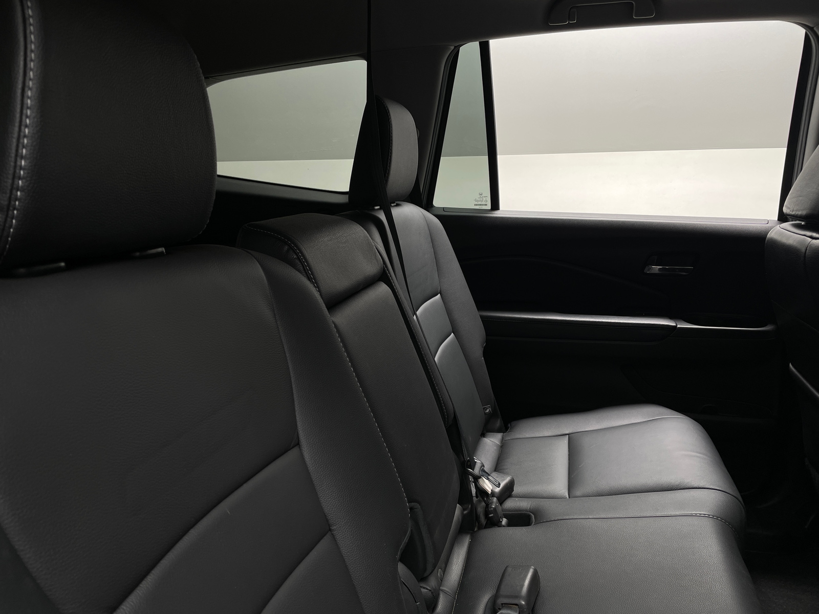 Thumbnail: 2017 Honda Pilot - 5