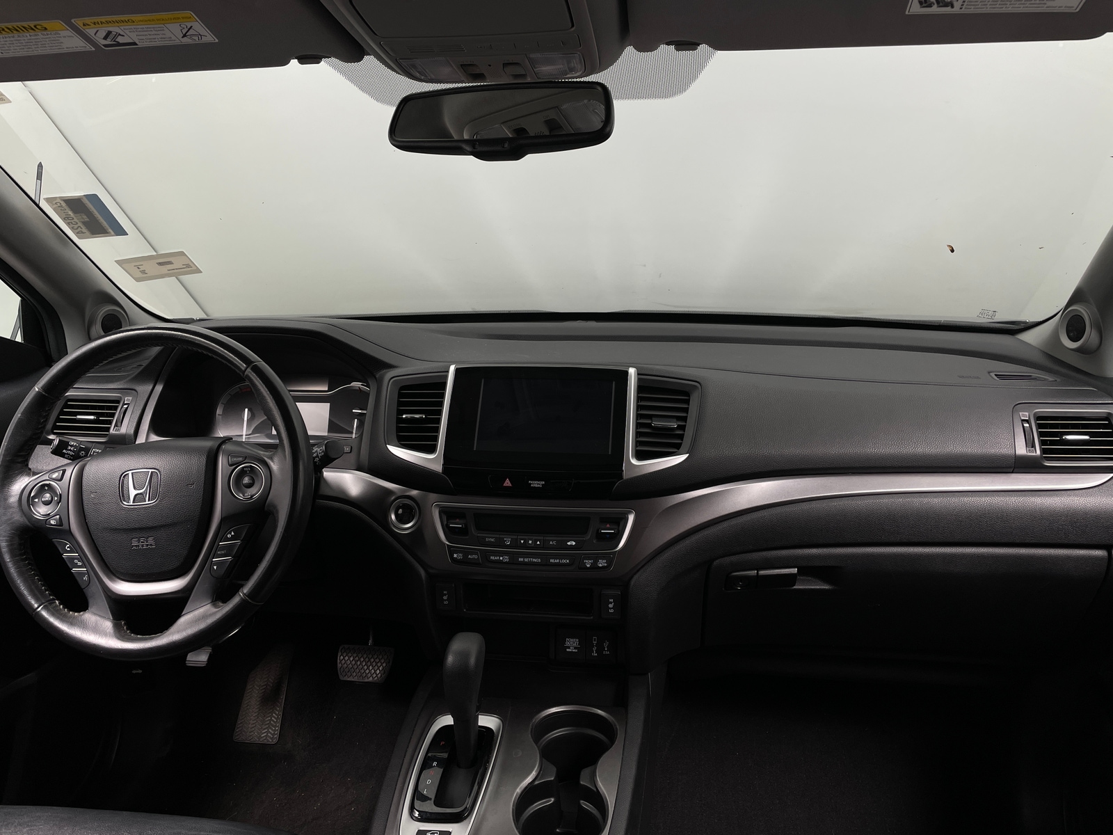 Thumbnail: 2017 Honda Pilot - 2