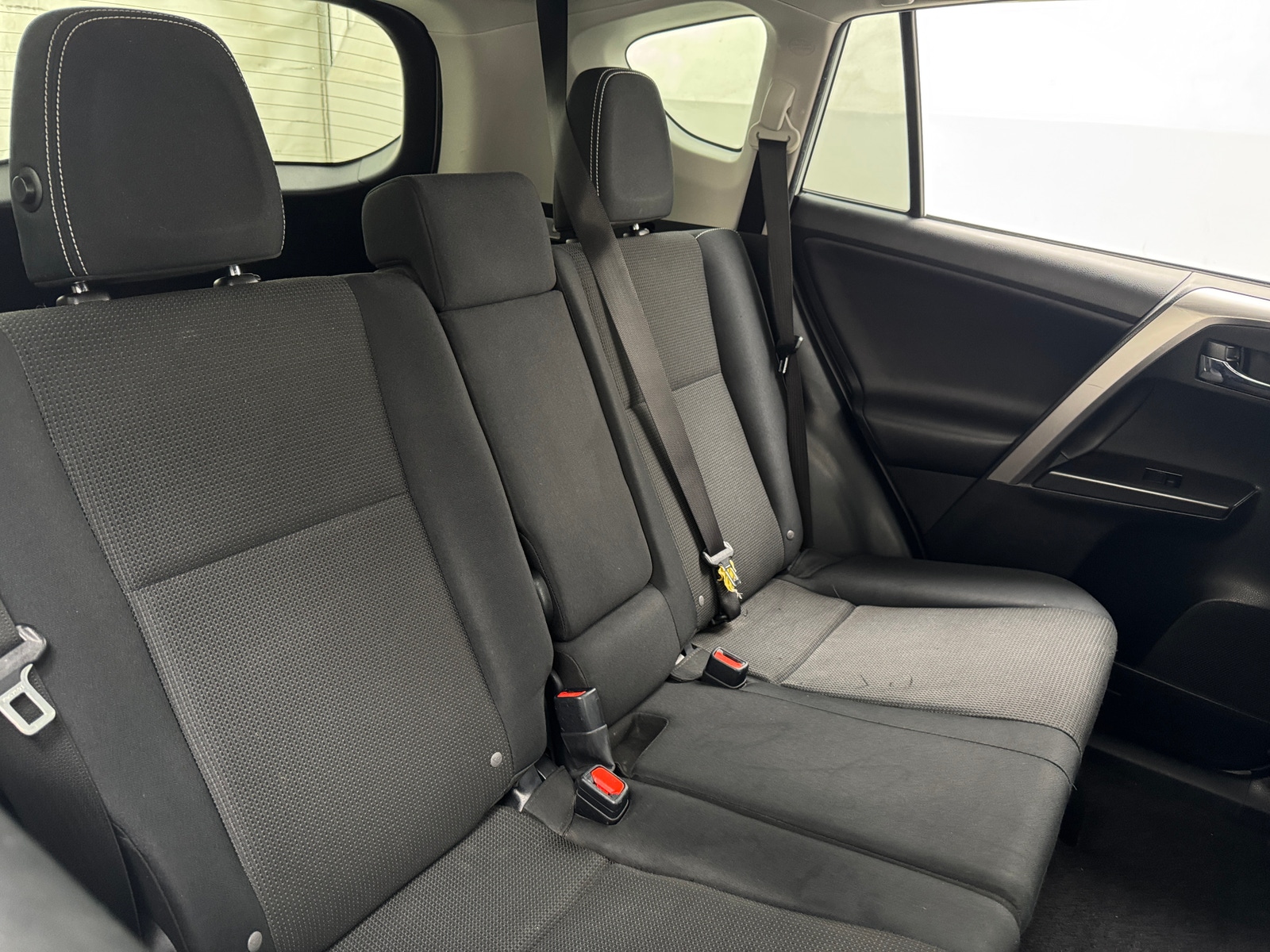 Thumbnail: 2017 Toyota RAV4 - 6