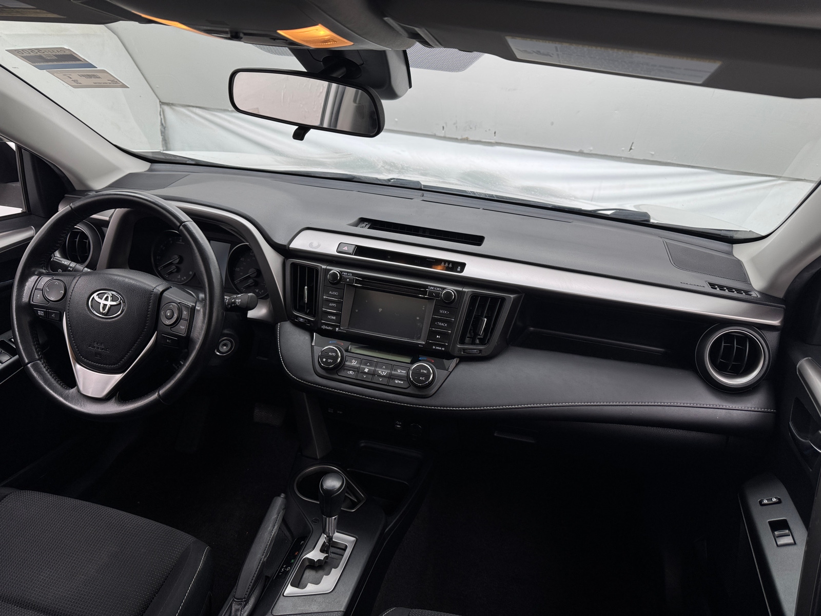 Thumbnail: 2017 Toyota RAV4 - 3