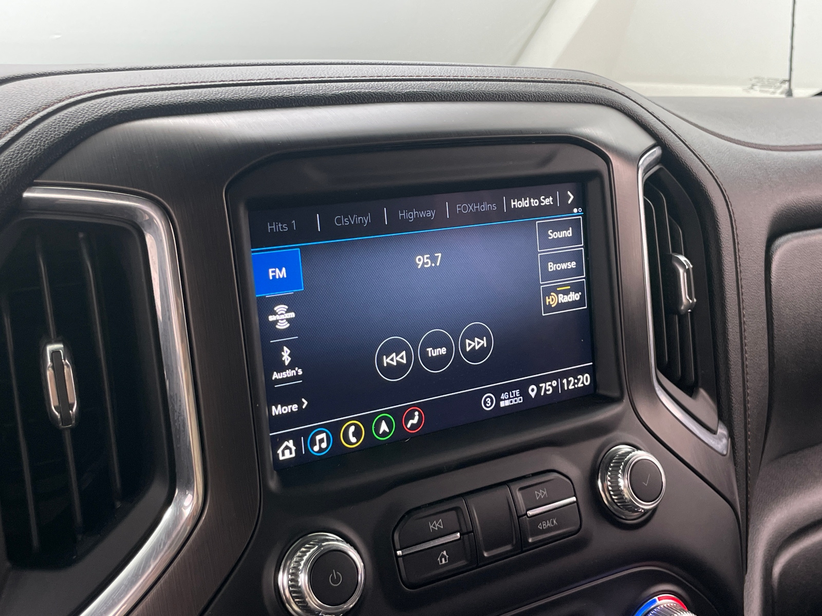 Thumbnail: 2020 GMC Sierra 1500 - 3
