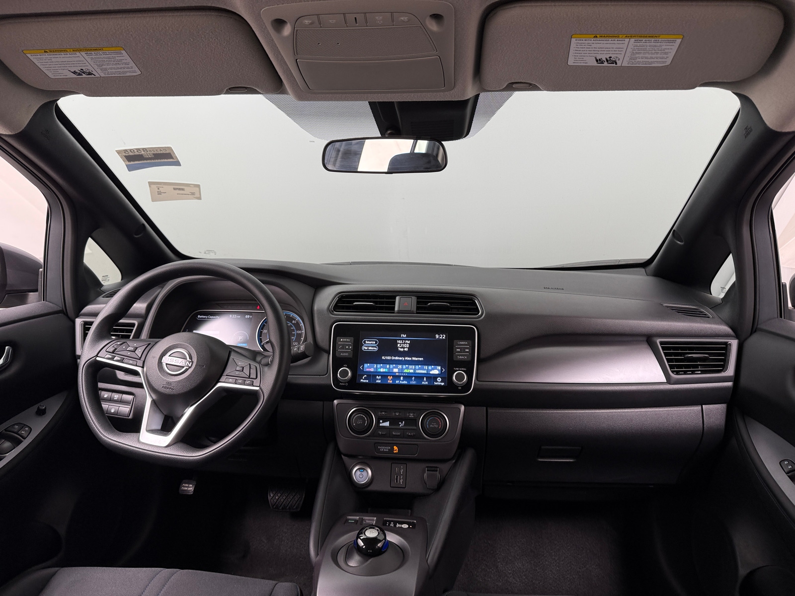 Thumbnail: 2025 Nissan Leaf - 3