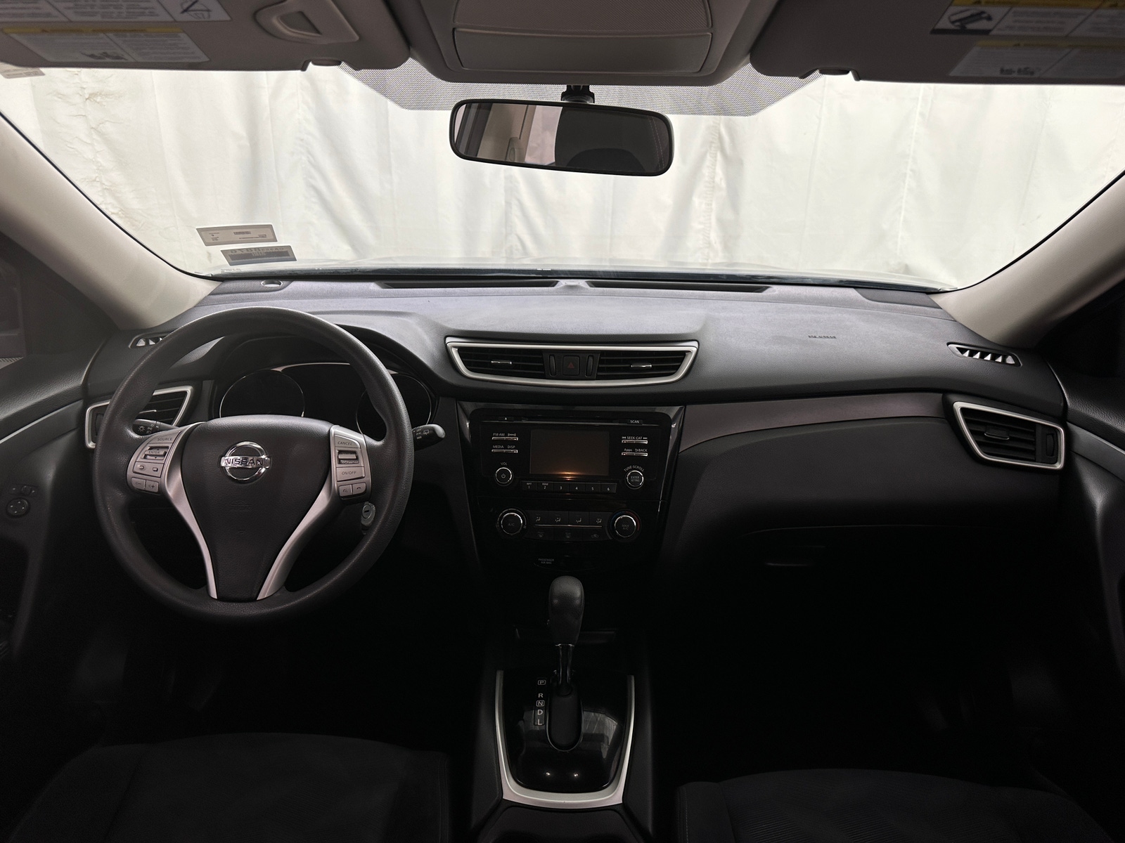Thumbnail: 2016 Nissan Rogue - 3