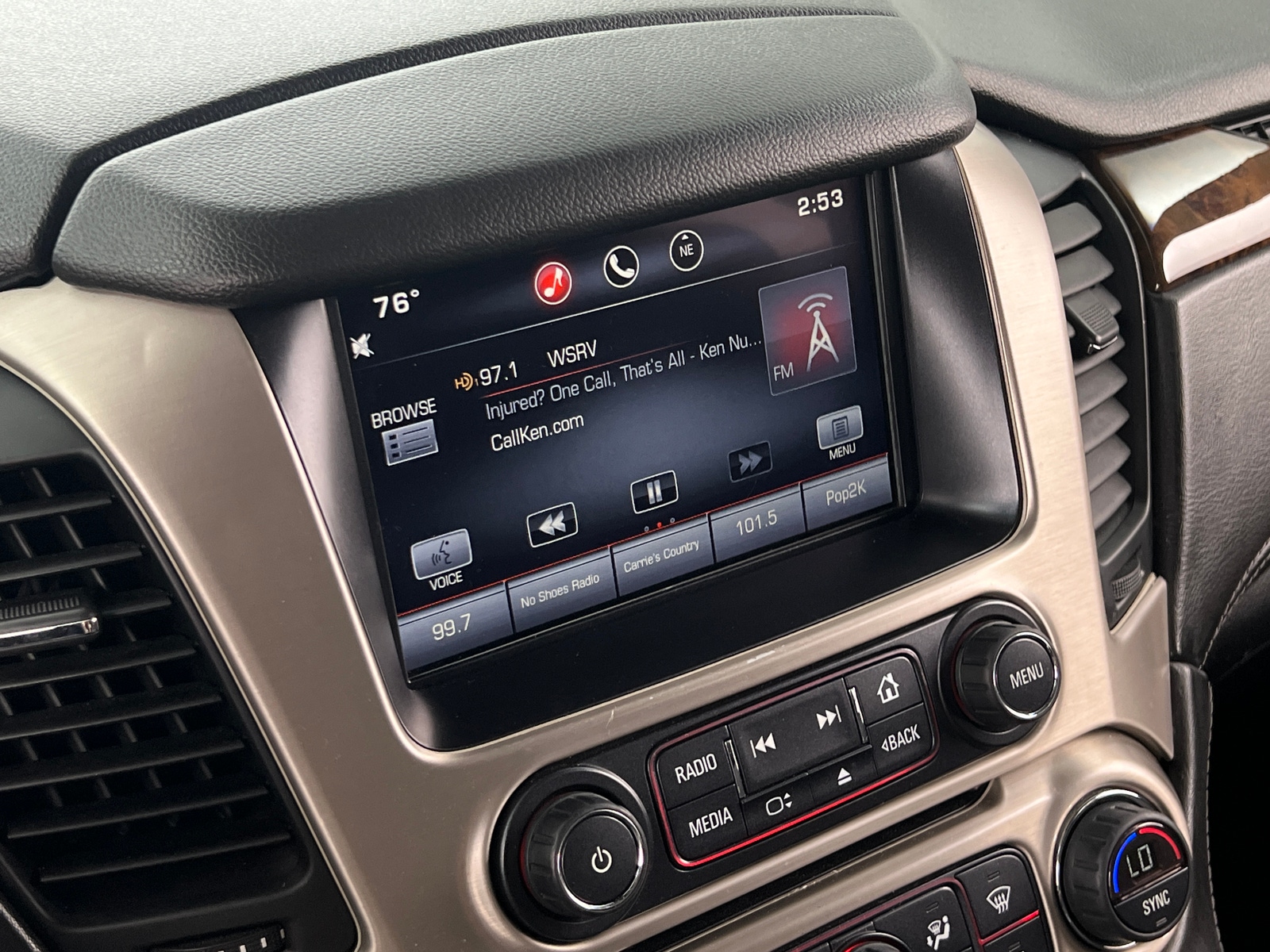 Thumbnail: 2015 GMC Yukon XL - 3