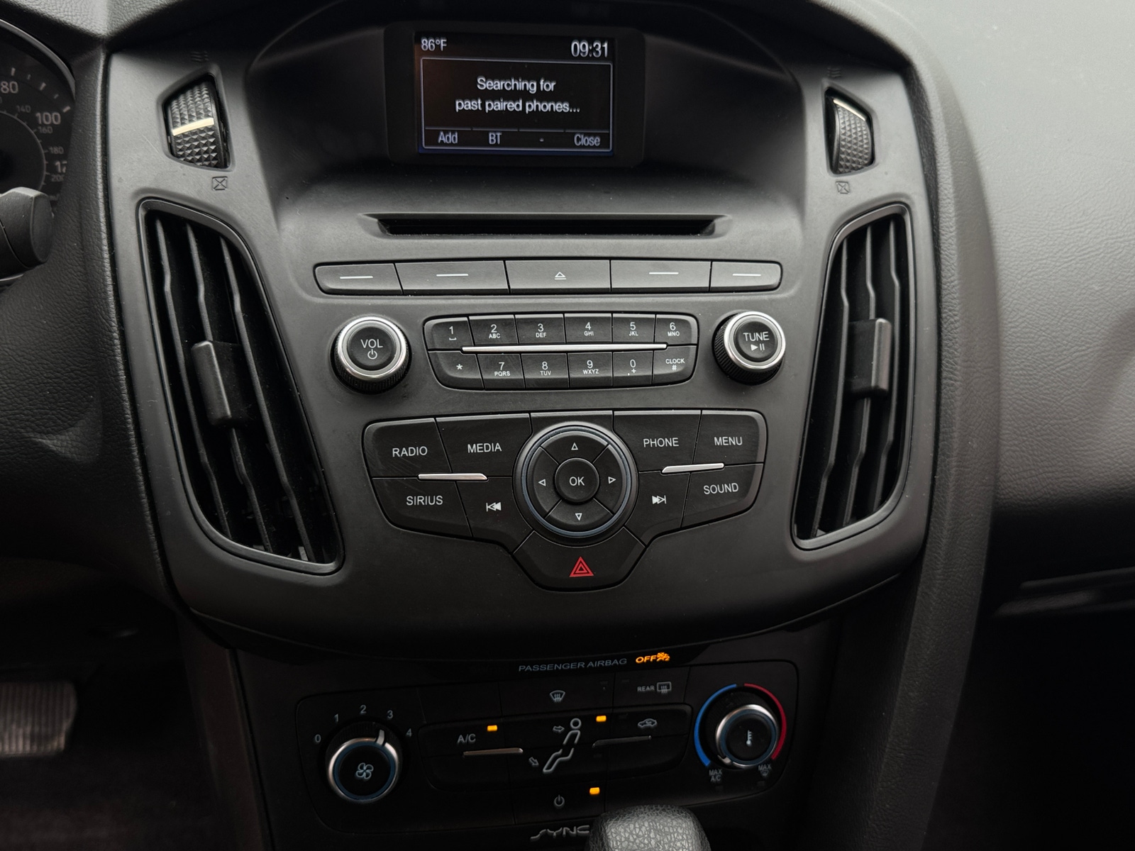 Thumbnail: 2017 Ford Focus - 4