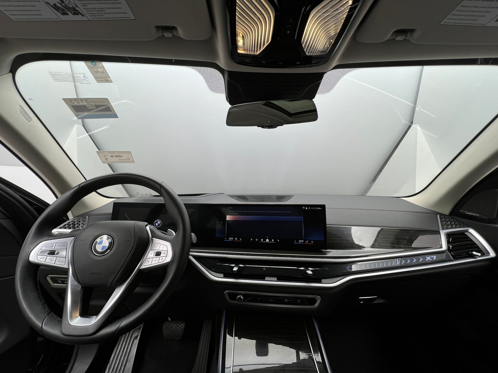 Thumbnail: 2025 BMW X7 - 2