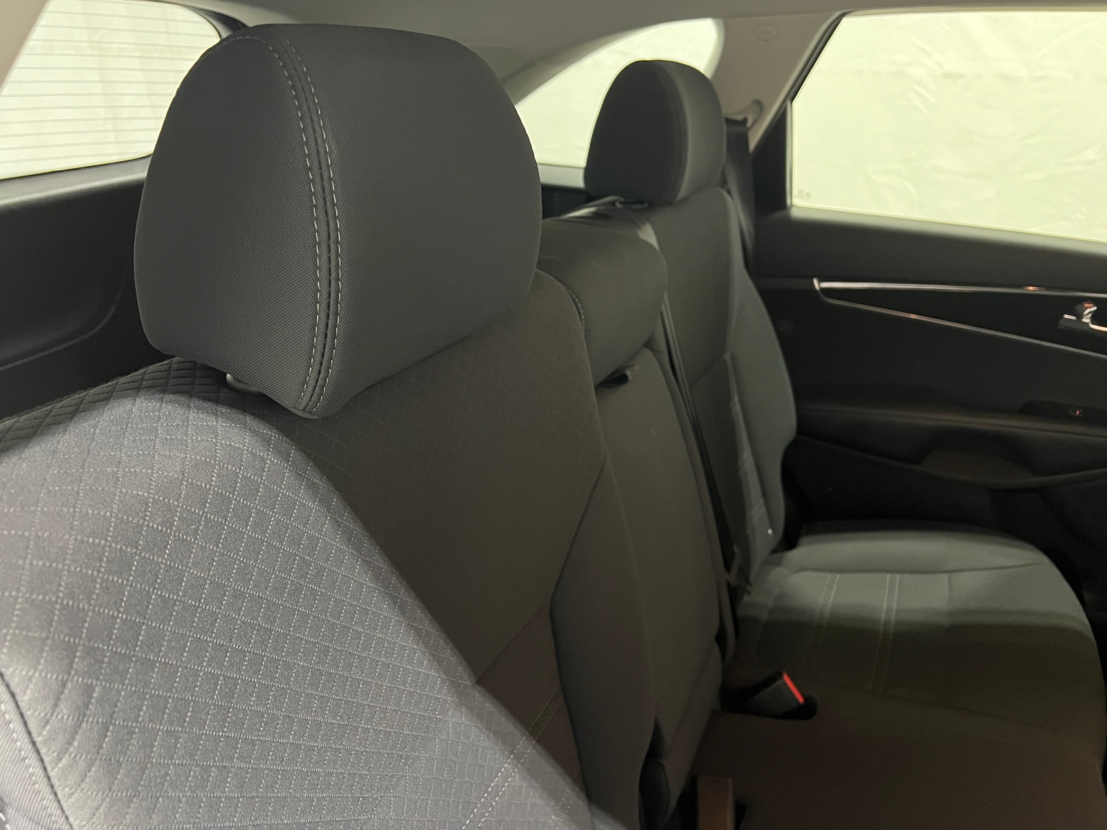 Thumbnail: 2017 Kia Sorento - 6