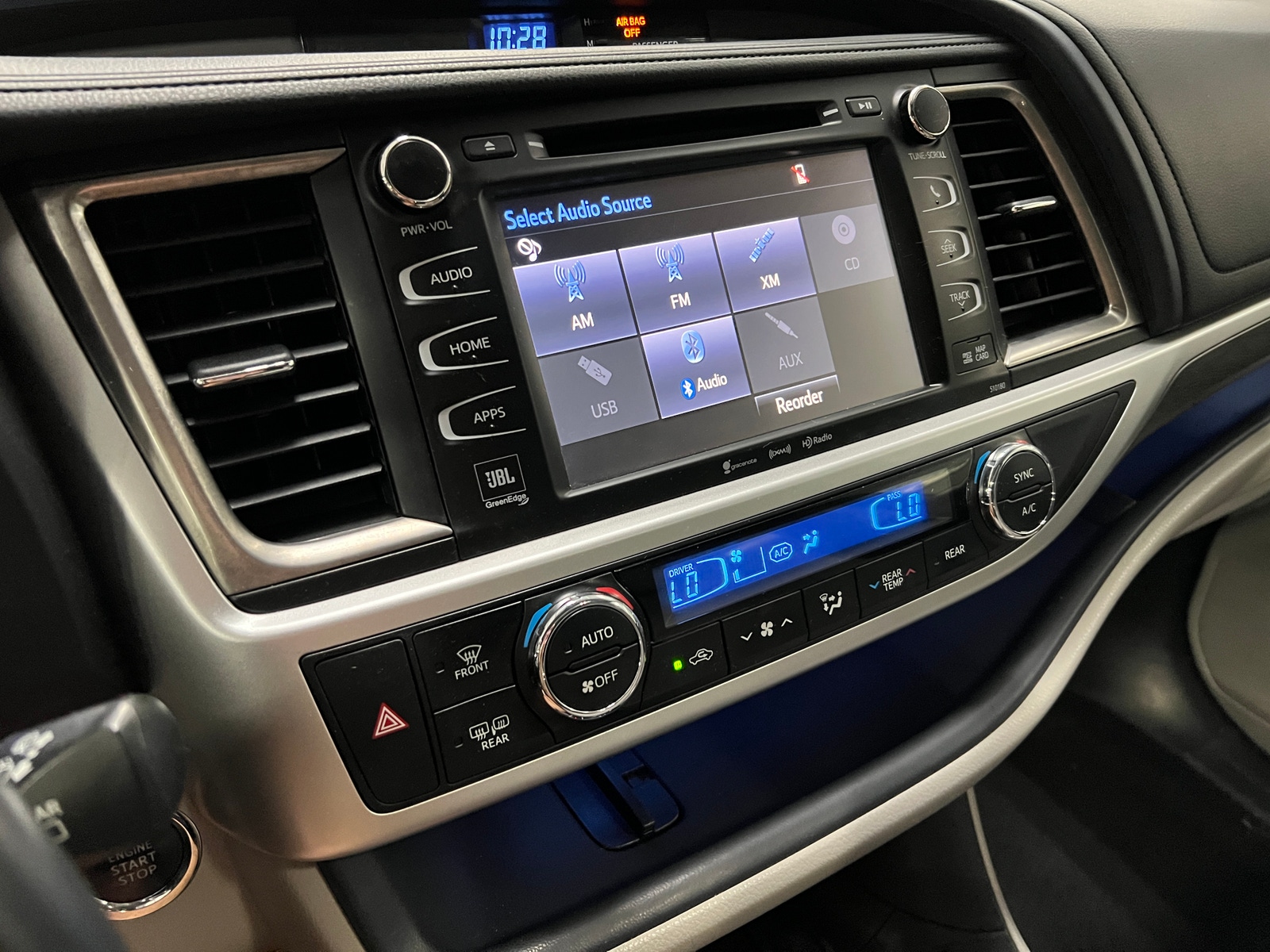 Thumbnail: 2018 Toyota Highlander - 3
